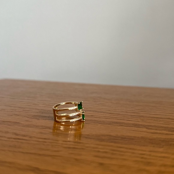 Diamond & Emerald 3 band ring - size 6.75 - Picture 2 of 7